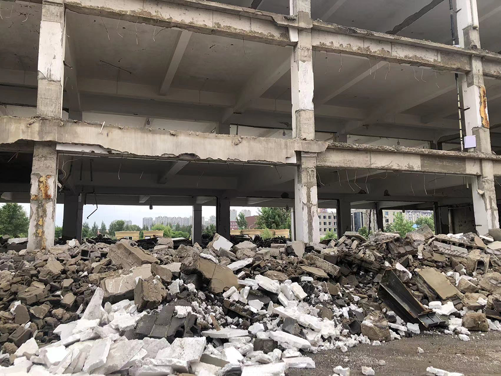 建筑施工-白塔驿站7月拆除工程3.png